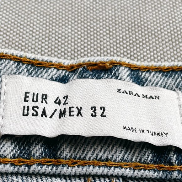 Zara Distressed Denim Shorts - Light Blue - Picture 4 of 5